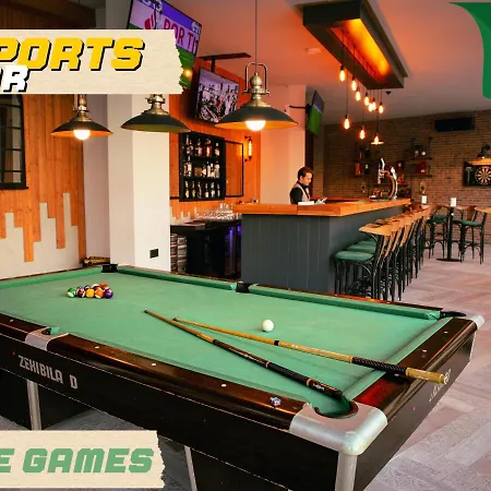 Apartment Modern In Caesar & Spa, Long