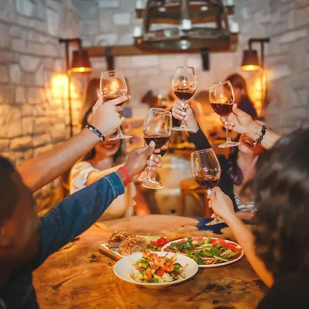 Modern In Caesar & Spa, Long Apartment Perivolia tou Trikomou