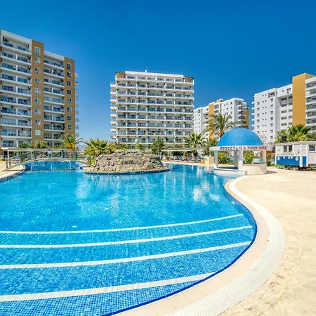 Modern In Caesar & Spa, Long Appartement