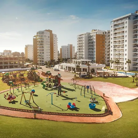 Modern In Caesar & Spa, Long Apartamento *