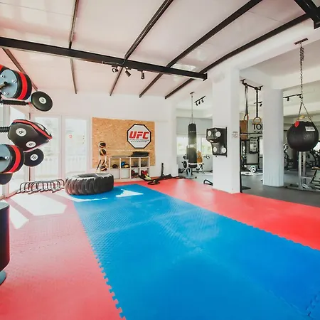 Appartement Modern In Caesar & Spa, Long