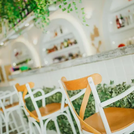 Modern In Caesar & Spa, Long 아파트 Perivolia tou Trikomou